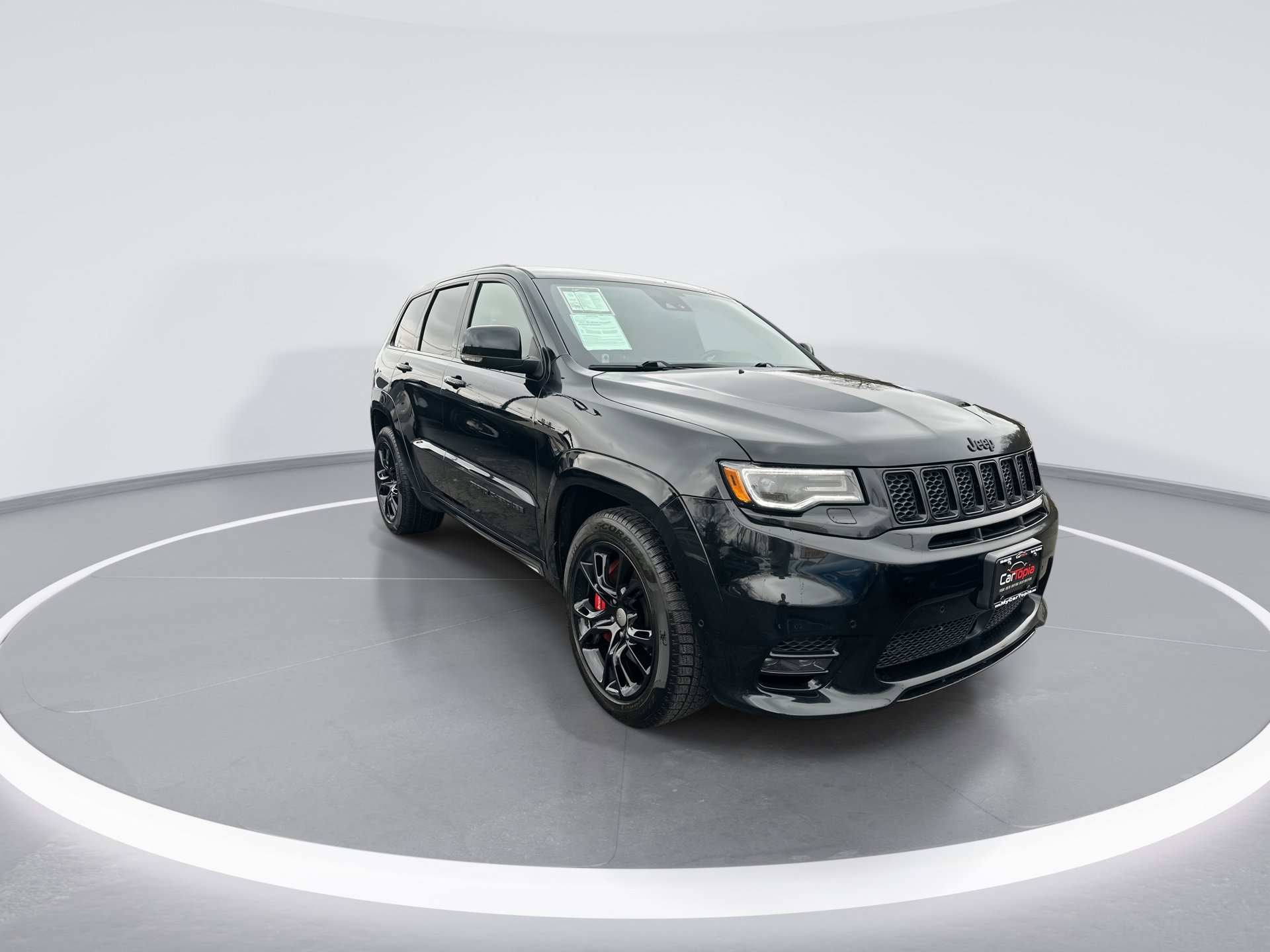 2019 Jeep Grand Cherokee SRT8 photo 2