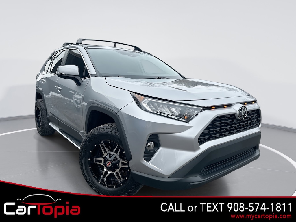 Used 2021 Toyota RAV4 XLE SUV
