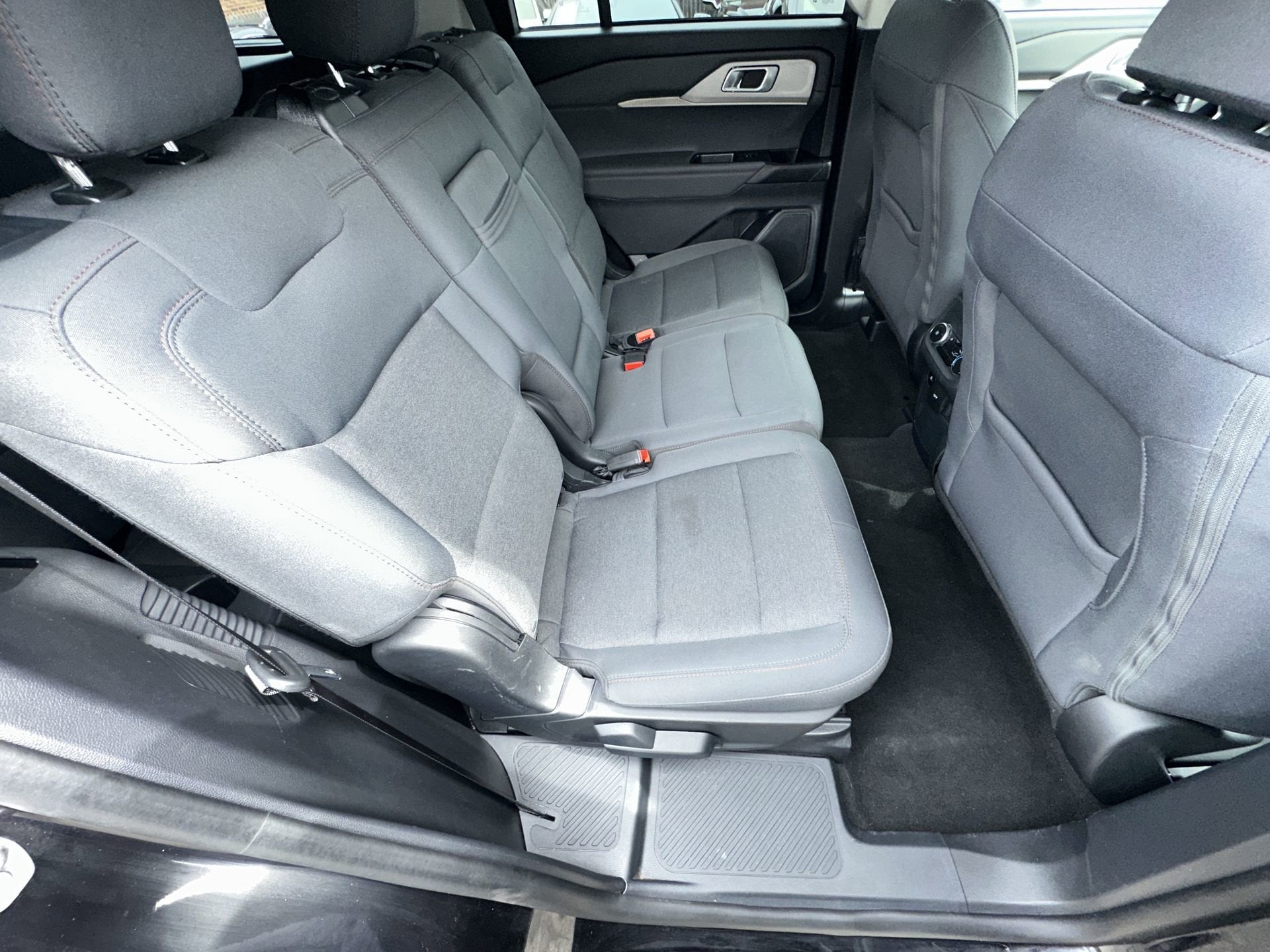 2025 Ford Explorer Active - Photo 23