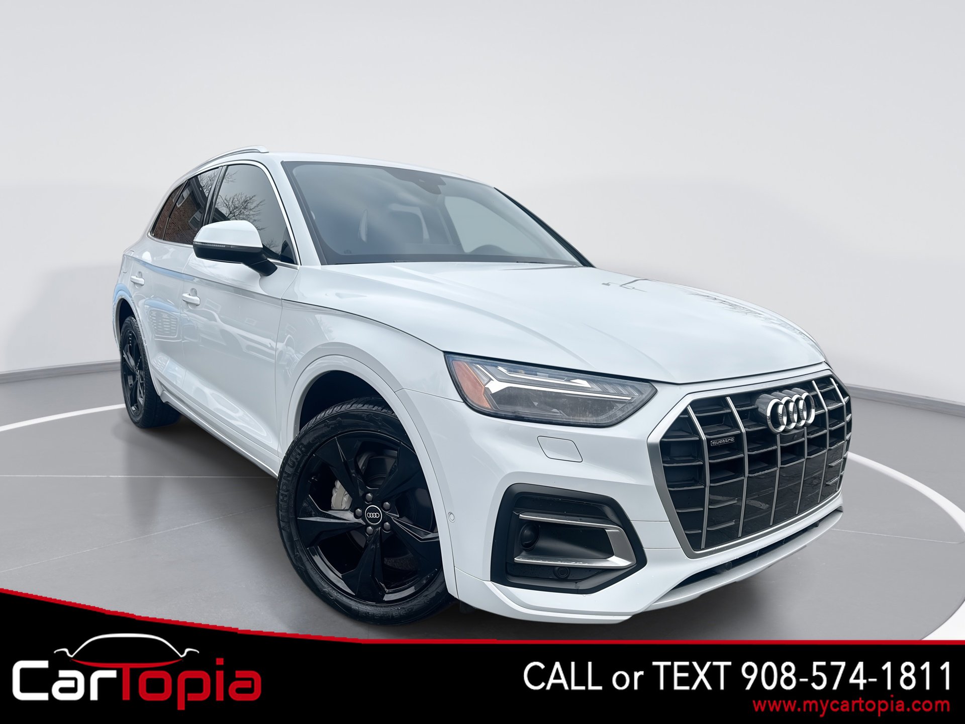 2021 Audi Q5 Prestige's photo