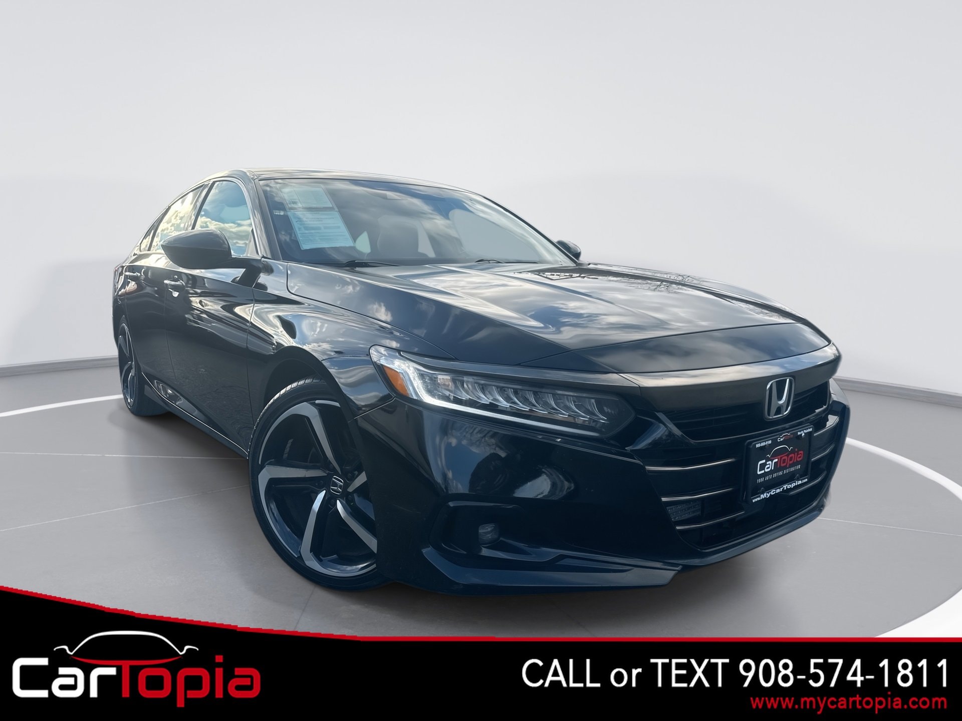 2022 Honda Accord Sport's photo