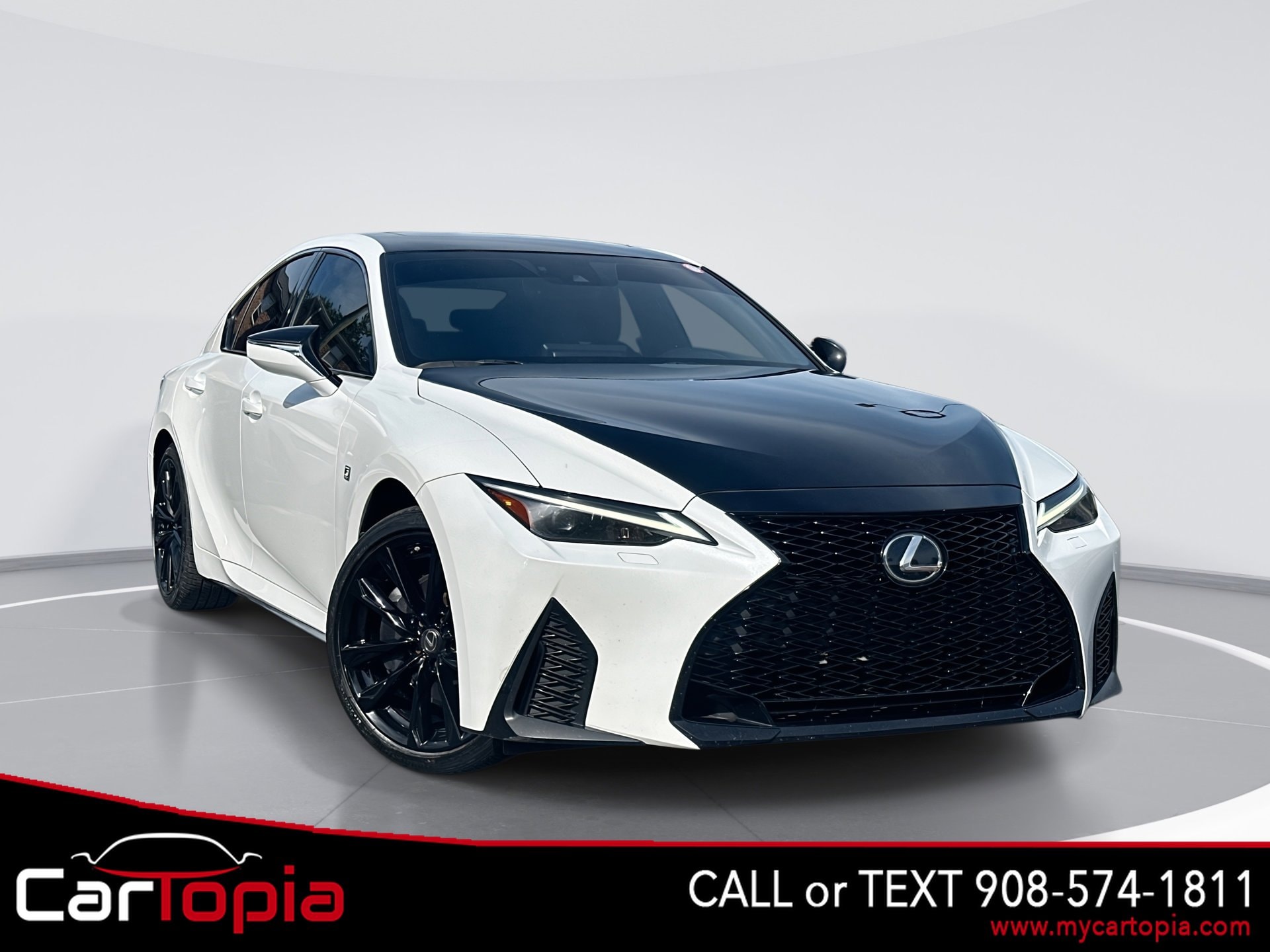 2022 Lexus IS 300 Premium's photo
