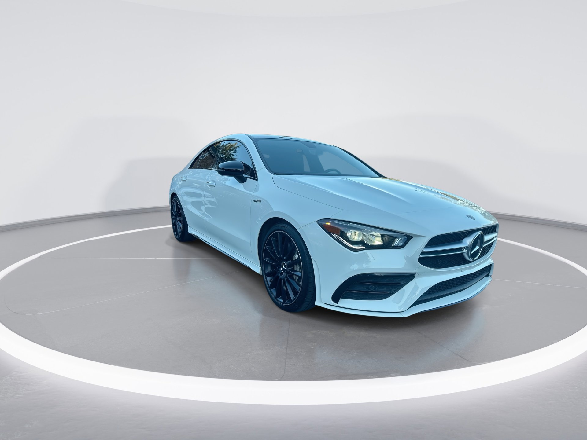 2022 Mercedes Benz CLA AMG 35 4MATIC photo 2
