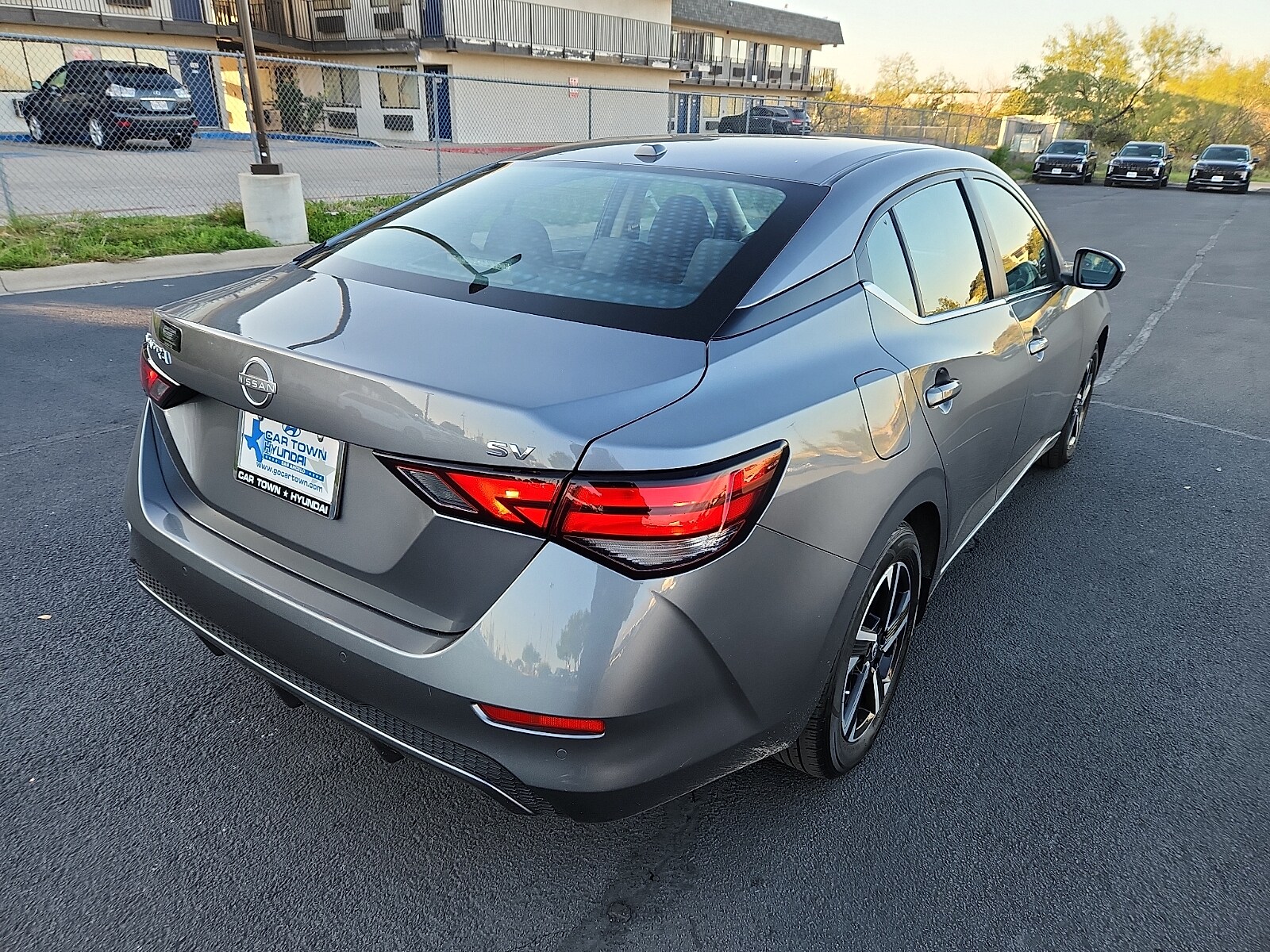 2024 Nissan Sentra SV photo 4