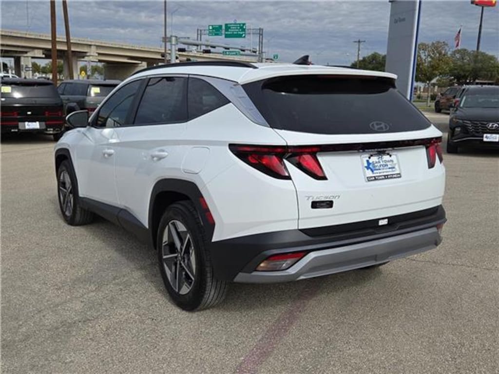 New 2025 Hyundai Tucson SEL SUV
