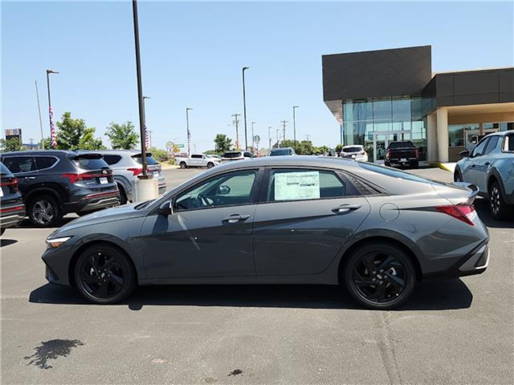 New 2026 Hyundai Elantra SEL Sport Sedan