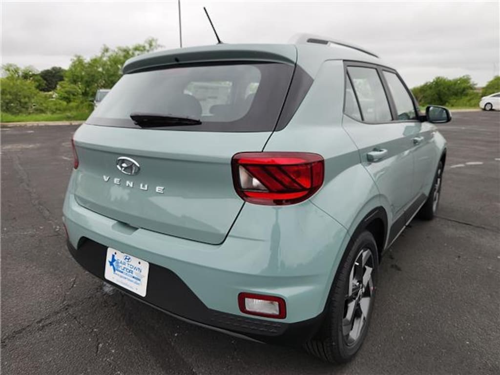 New 2026 Hyundai Venue SEL SUV