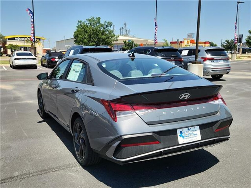 New 2026 Hyundai Elantra SEL Sport Sedan