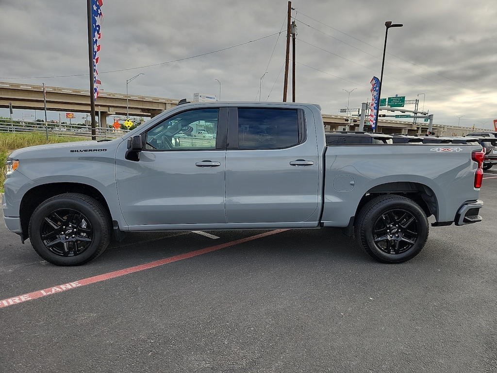 Used 2024 Chevrolet Silverado 1500 RST 4x4 Crew Cab 5.75 ft. box 147.4 in. WB