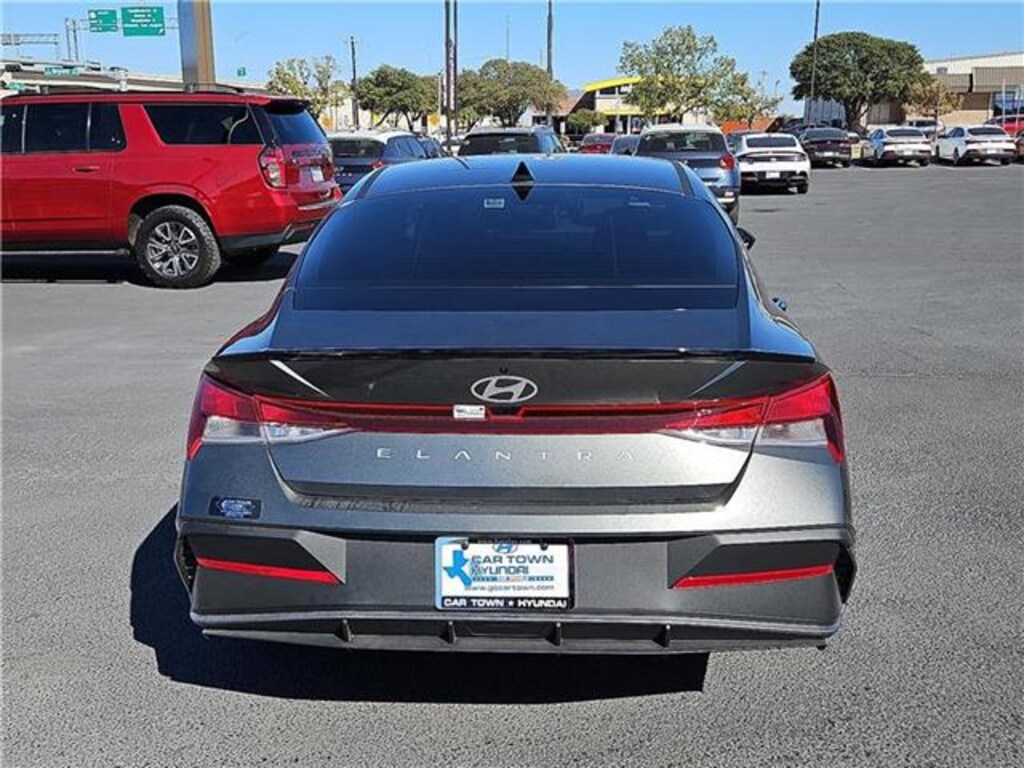 New 2026 Hyundai Elantra SEL Sport Sedan