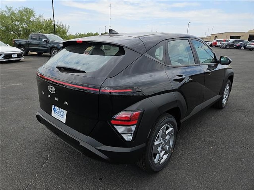 New 2027 Hyundai Kona SE SUV