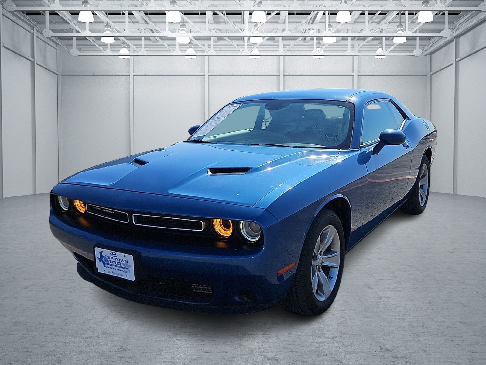 2022 Dodge Challenger SXT