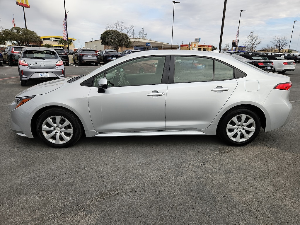 Used 2023 Toyota Corolla LE