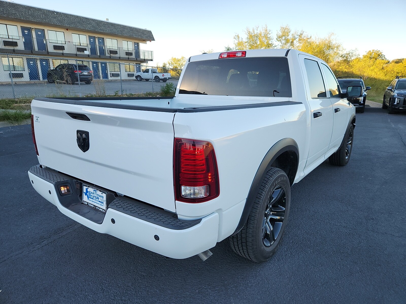 2024 Ram 1500 Classic SLT photo 4