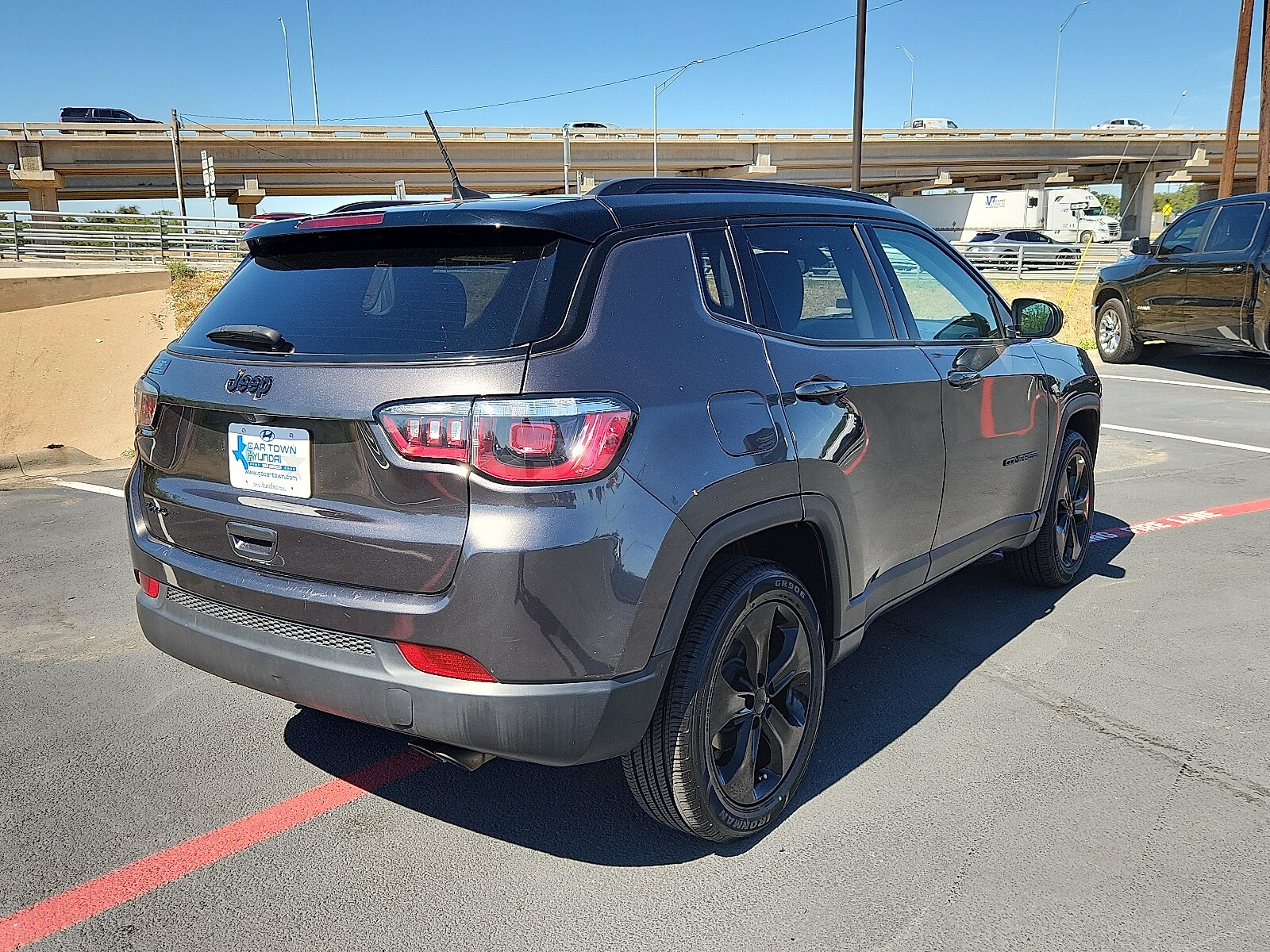 2019 Jeep Compass Latitude Altitude photo 4