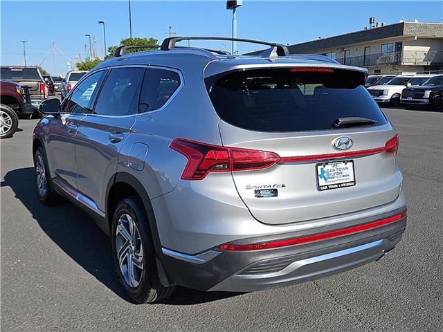 2022 Hyundai Santa Fe SEL photo 3