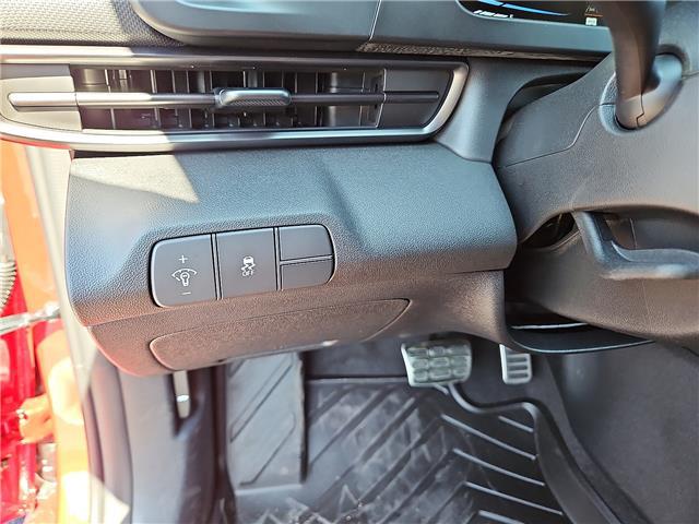 2025 Hyundai Elantra SEL - Photo 15
