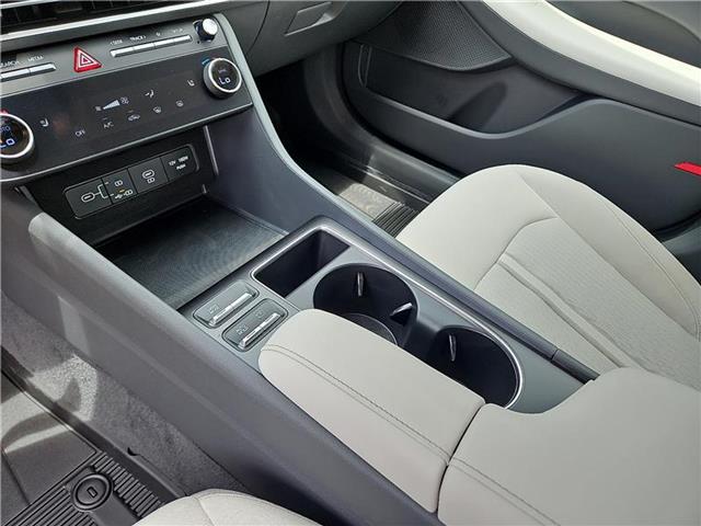 2025 Hyundai Sonata SEL - Photo 20