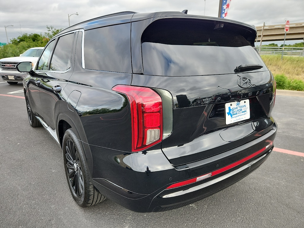 Used 2024 Hyundai Palisade Calligraphy Night Edition All-Wheel Drive