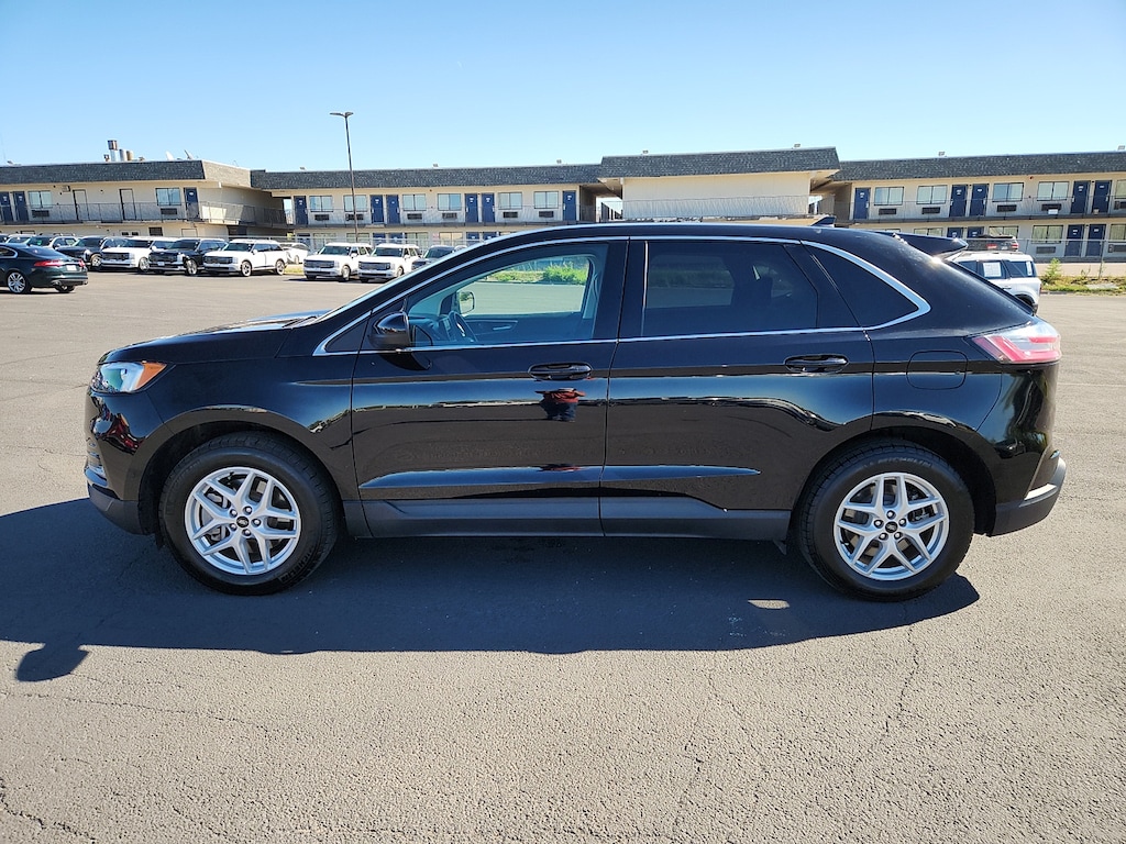 Used 2024 Ford Edge  LL