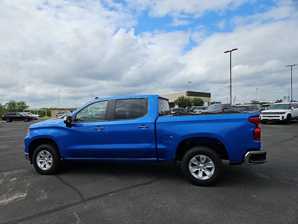 Used 2025 Chevrolet Silverado 1500 LT w/1LT 4x4 Crew Cab 6.6 ft. box 157 in. WB