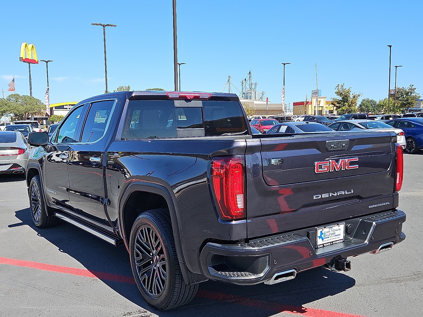 2024 Gmc Sierra 1500 Denali photo 3