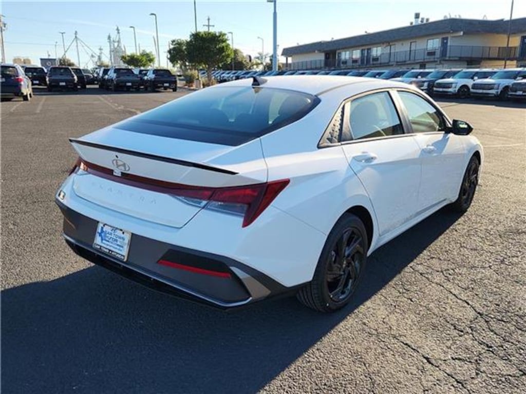 New 2026 Hyundai Elantra SEL Sport Sedan