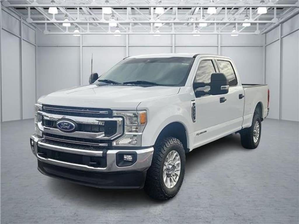 Used 2022 Ford F-250 XLT 4x4 Crew Cab 6.75 ft. box 160 in. WB SRW Sedan