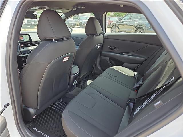 2025 Hyundai Elantra Blue - Photo 10