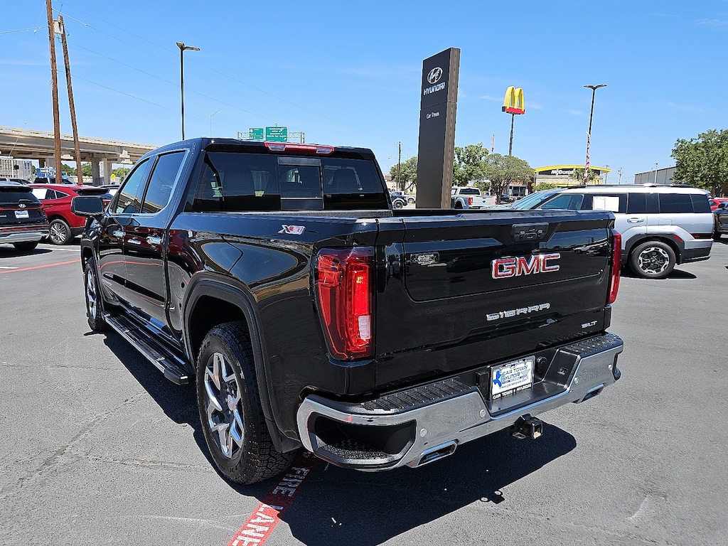 Used 2025 GMC Sierra 1500 SLT 4x4 Crew Cab 5.75 ft. box 147.4 in. WB LL