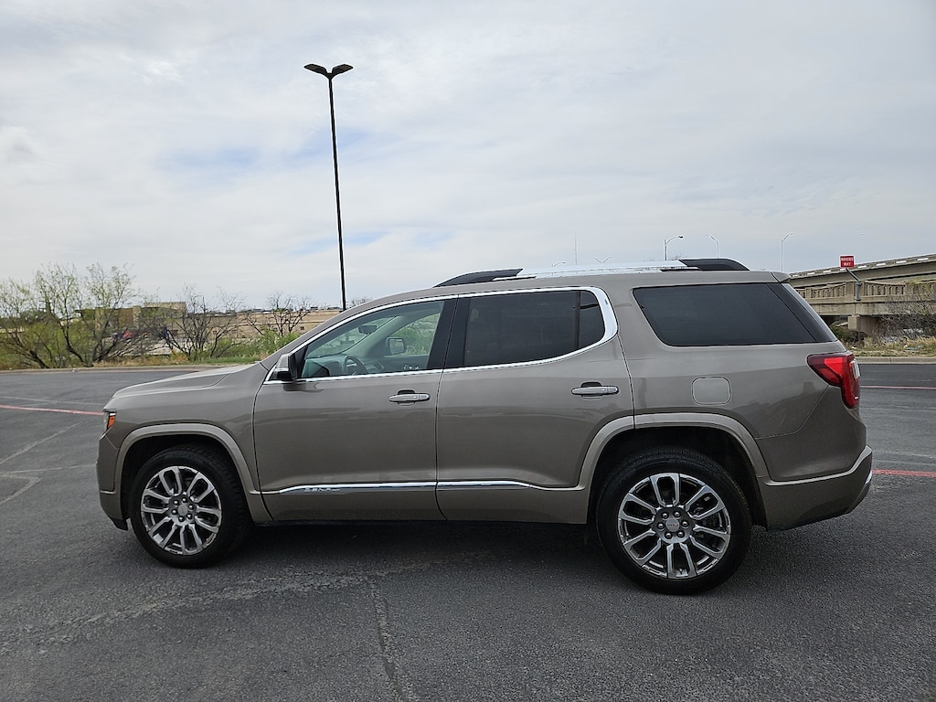 Used 2023 GMC Acadia Denali Front-Wheel Drive