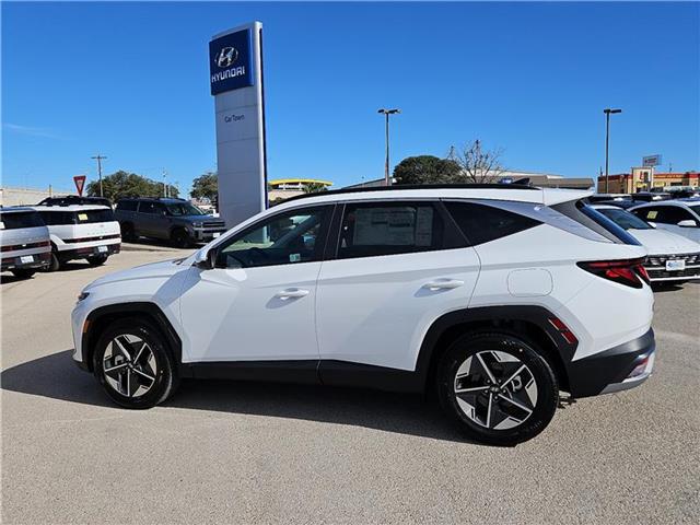 2025 Hyundai Tucson SEL photo 2