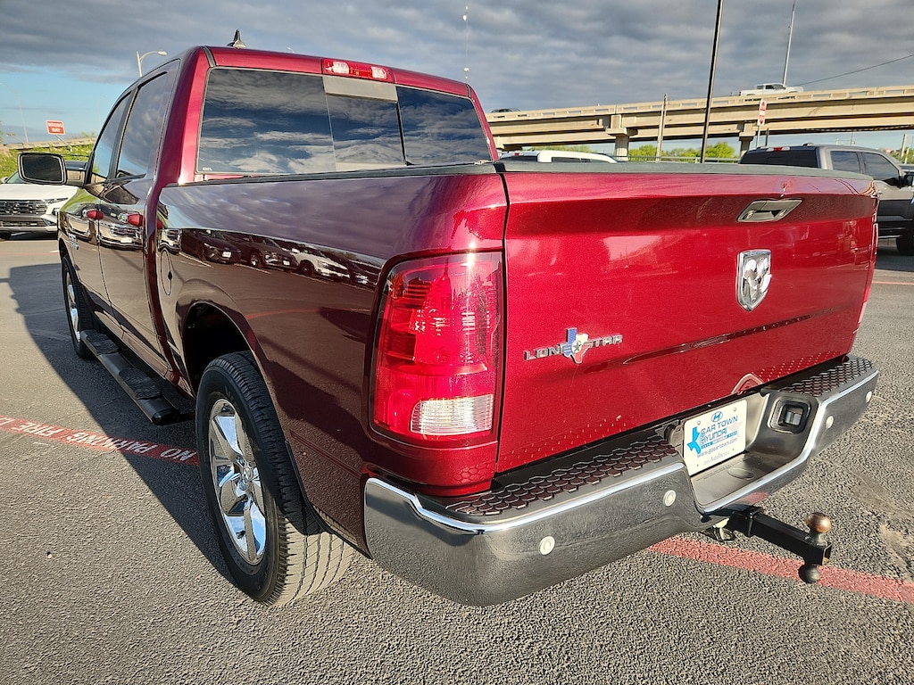 Used 2016 RAM 1500 SLT 4x2 Crew Cab 5.6 ft. box 140 in. WB