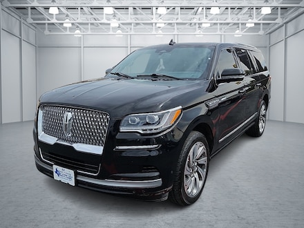 2023 Lincoln Navigator L Reserve 4x2 LL