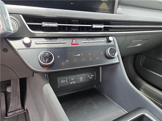 2025 Hyundai Sonata SEL - Photo 17