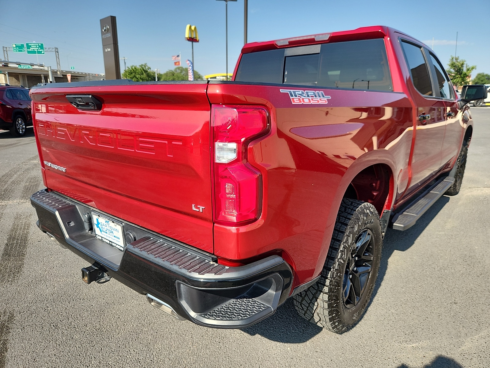2024 Chevrolet Silverado 1500 LT Trail Boss - Photo 4