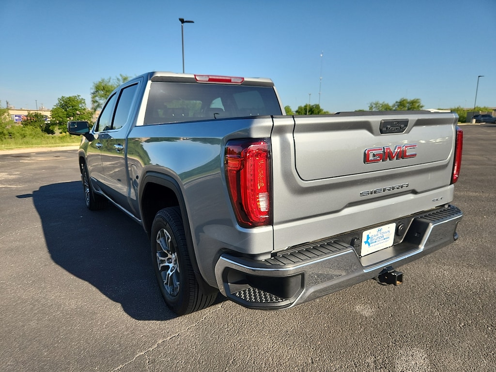 Used 2024 GMC Sierra 1500 SLT 4x2 Crew Cab 5.75 ft. box 147.4 in. WB