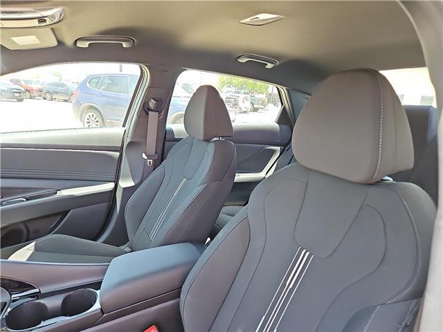 2025 Hyundai Elantra Blue - Photo 11