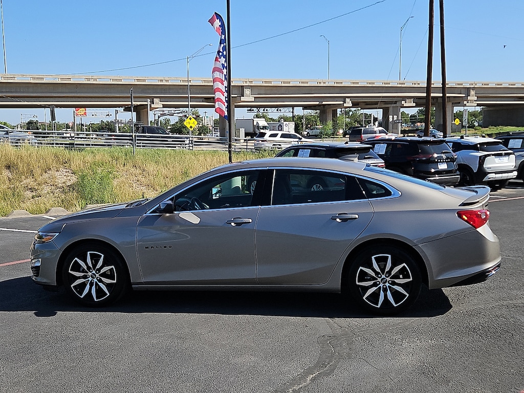 Used 2025 Chevrolet Malibu RS Sedan