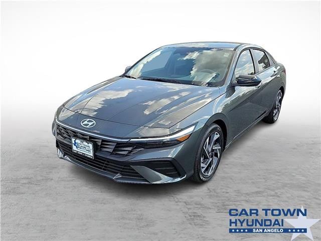 2025 Hyundai Elantra SEL's photo