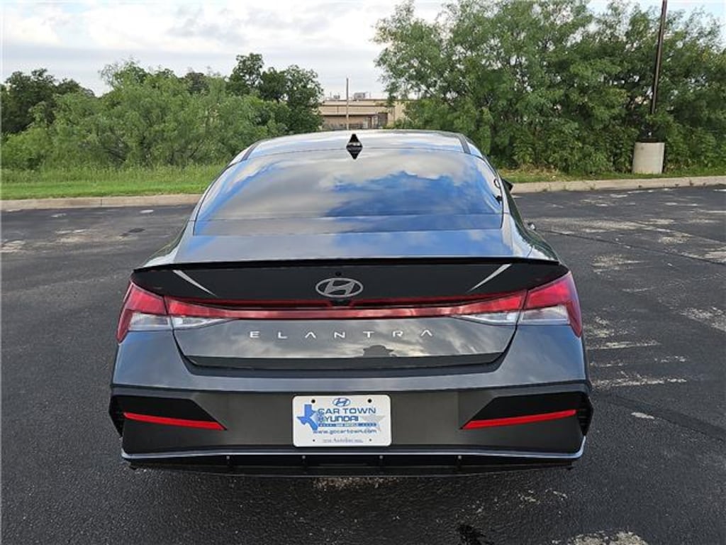 New 2026 Hyundai Elantra SEL Sport Sedan