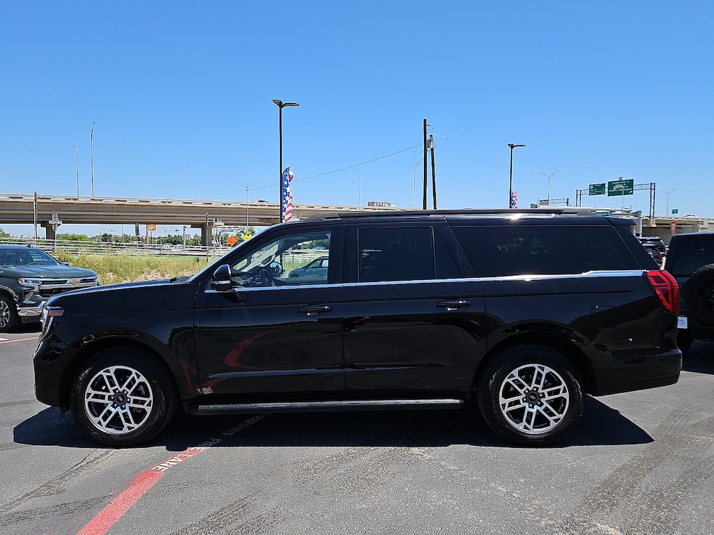 Used 2025 Ford Expedition Max Active 4x4