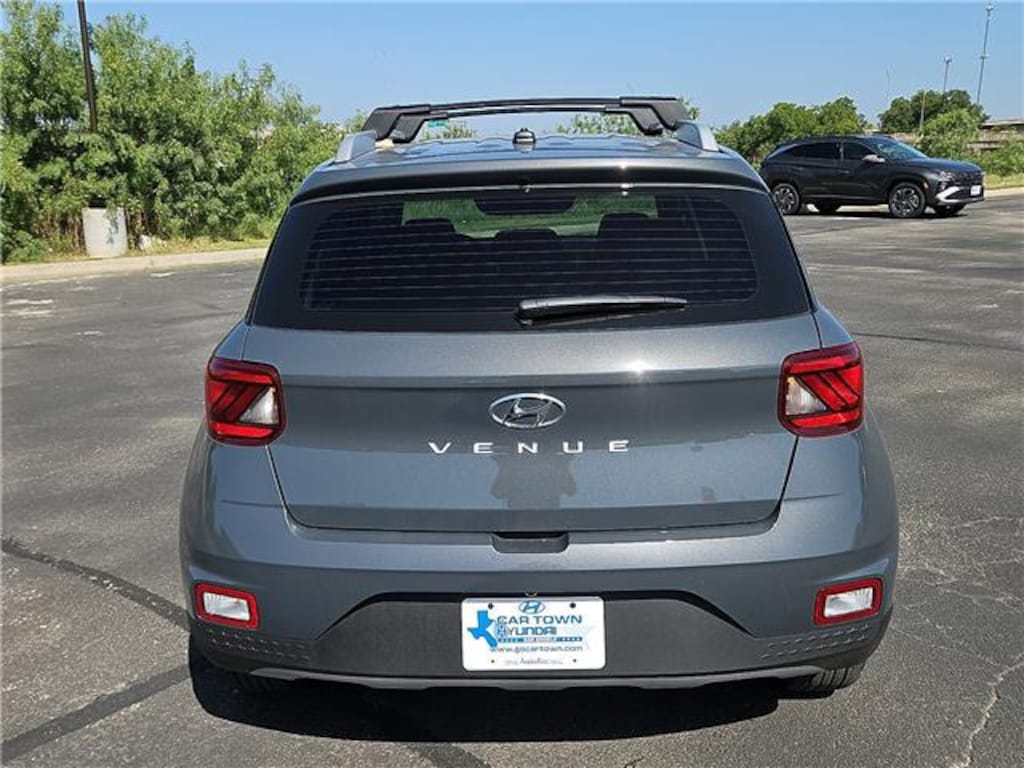 New 2026 Hyundai Venue SEL SUV