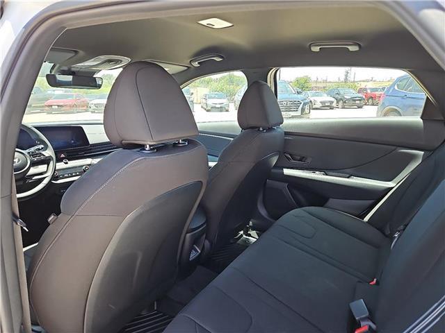 2025 Hyundai Elantra Blue - Photo 9