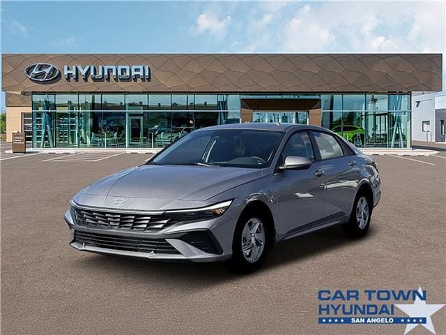 2026 Hyundai Elantra SE's photo