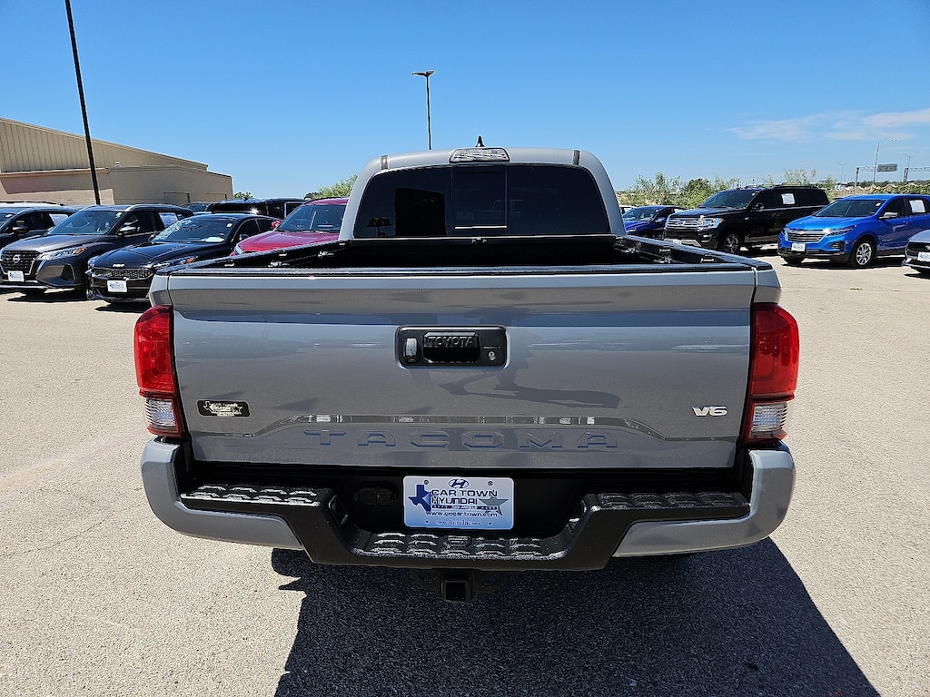 Used 2018 Toyota Tacoma TRD Sport V6 4x4 Double Cab 6 ft. box 140.6 in. WB PK