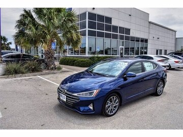 2020 Hyundai Elantra Sedan 2020 Hyundai Elantra Sedan