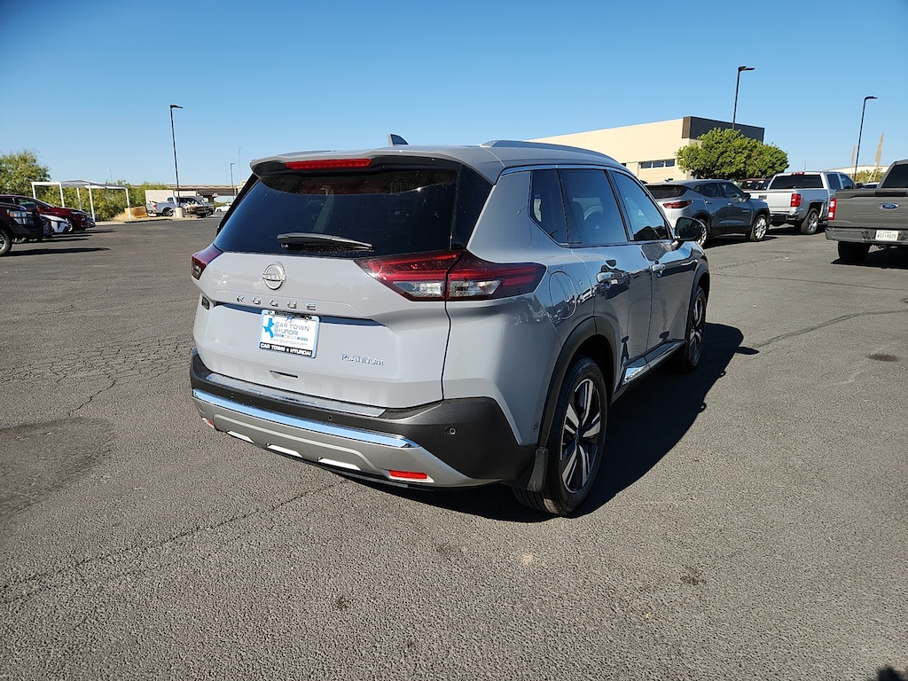 Used 2023 Nissan Rogue Platinum LL