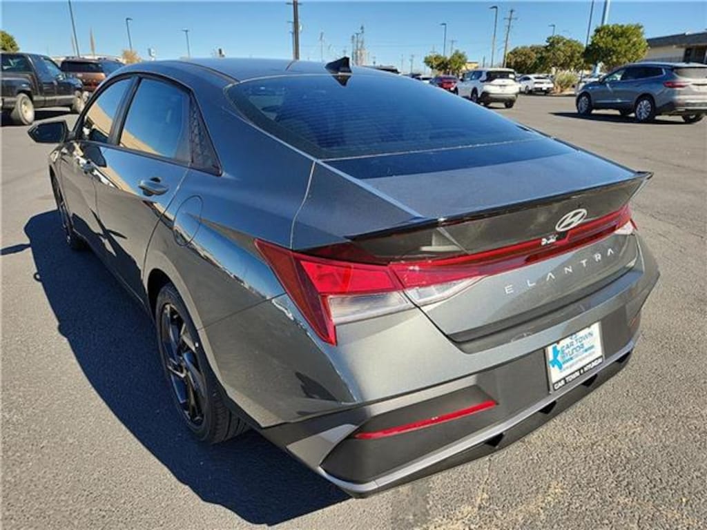New 2026 Hyundai Elantra SEL Sport Sedan