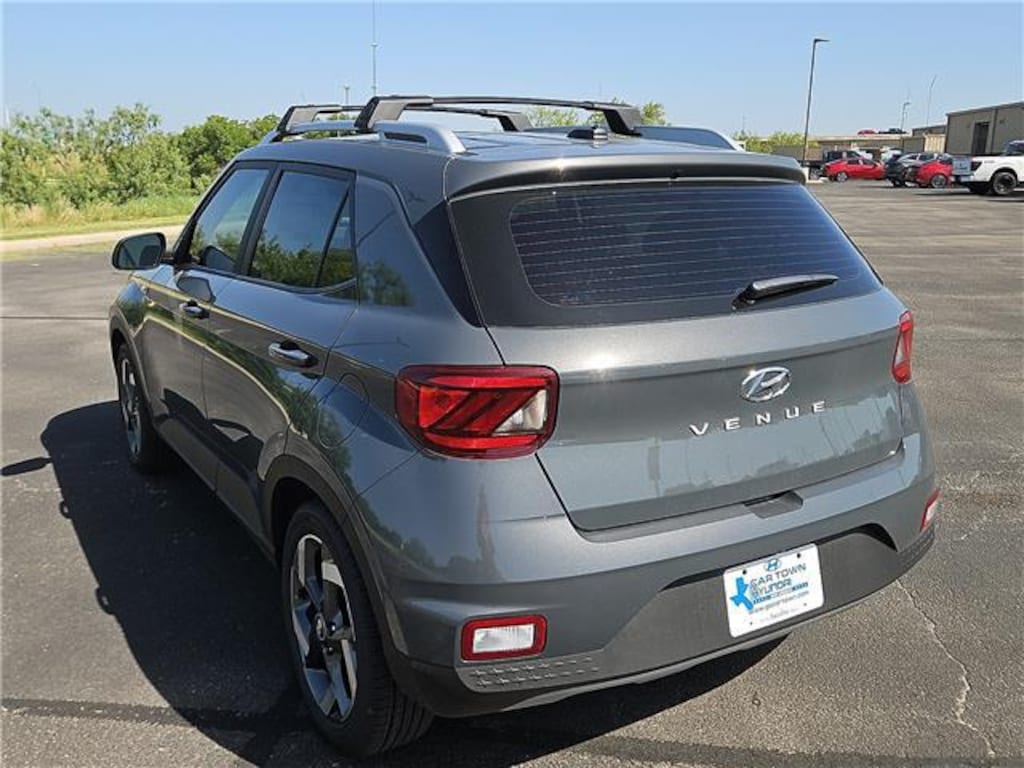 New 2026 Hyundai Venue SEL SUV